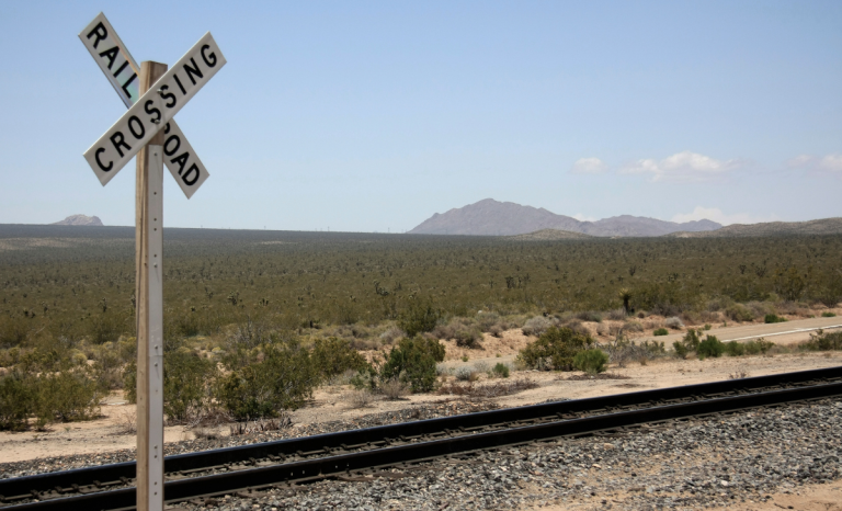 Iowa delegation says closure of Texas rail crossings blocks Iowa ag exports