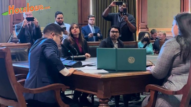 Proyecto de ley avanza para exigir prueba de ciudadanía para la matrícula estatal