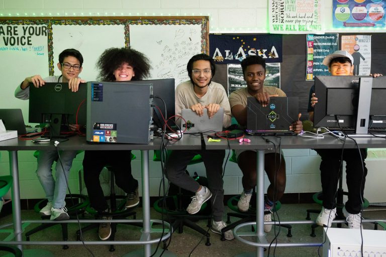 Team FrostByte Aims to Make Science Cool in Des Moines