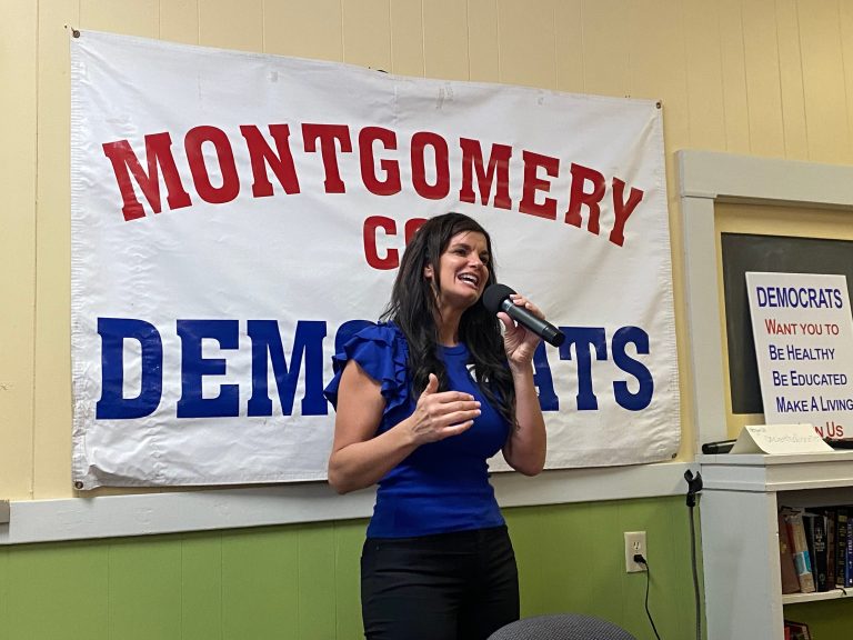 ‘Suspicious’ endorsement chase raises ethical questions for Iowa congressional candidate Melissa Vine weeks before Democratic primary