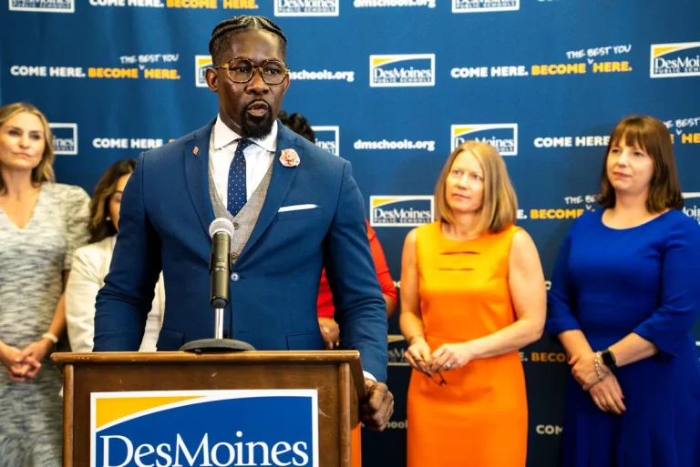Des Moines Public Schools Superintendent Ian Roberts arrested by ICE, district says