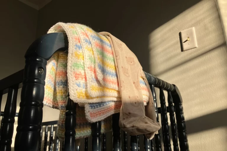 Food and nutrition advocates warn a prolonged government shutdown puts low-income mothers, babies and young children at risk