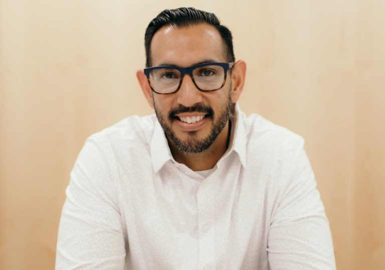 How a Venezuelan Entrepreneur Helps Iowa’s Immigrants Build Businesses and Legacies