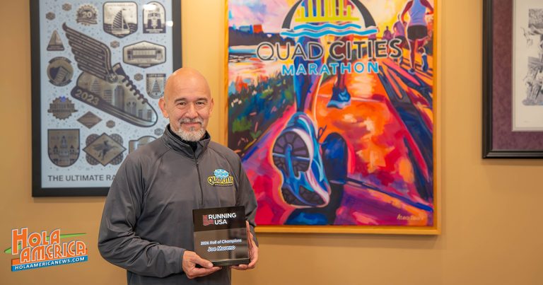 East Moline: Joe Moreno recibe el máximo reconocimiento de Running USA