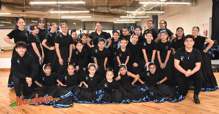 Esta adolescente enseña confianza y cultura a través de la danza