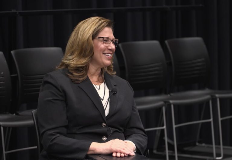 DMACC de Iowa elige a Lori Suddick como su próxima presidenta