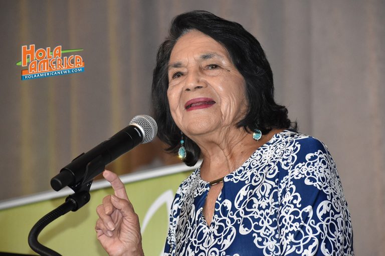 Dolores Huerta comparte acusaciones de abuso contra César Chávez