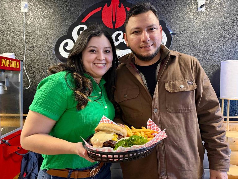 Alta, Iowa restaurant makes top 10 in Iowa Best Burger contest