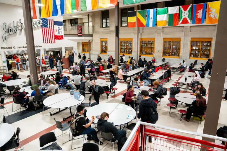 Des Moines, Iowa schools see jump in graduation rates