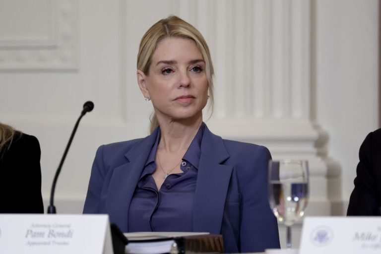 Pam Bondi to step down as U.S. attorney general