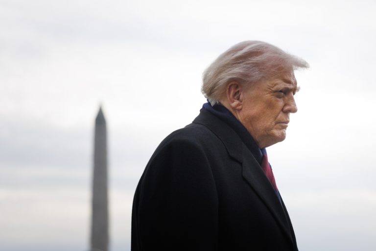Trump arremete contra el papa León, nacido en Chicago, mientras colapsan las conversaciones con Irán