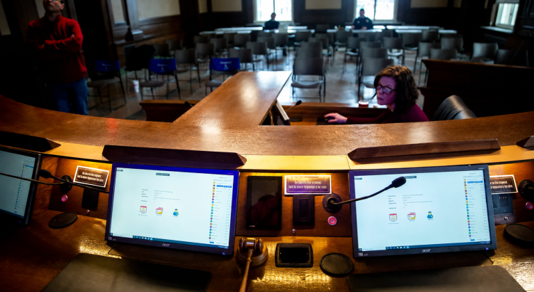 Las bibliotecas de Des Moines podrían enfrentar recortes por déficit presupuestario municipal